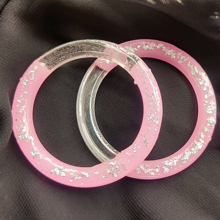 Resin Bangles Thin/thick available in all colors💕✨real dried flowers preserved