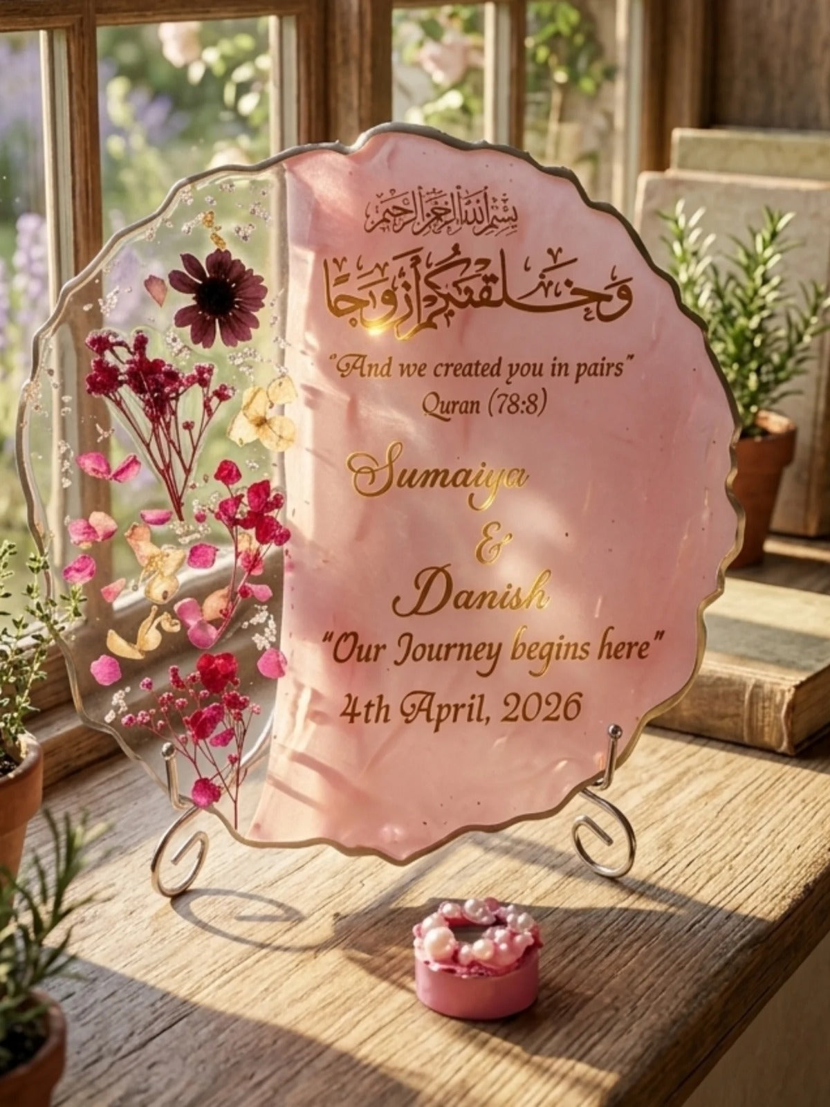 Pink 🩷 Elegant Resin Floral Frame