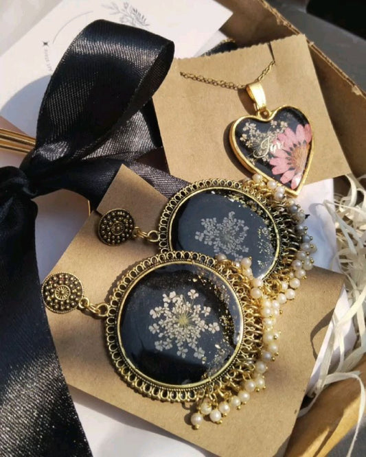 Resin jewelry set pendant & jhumkas Custom colors 💕