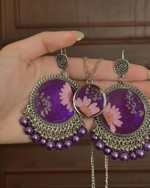 Resin jewelry set pendant & jhumkas Custom colors 💕